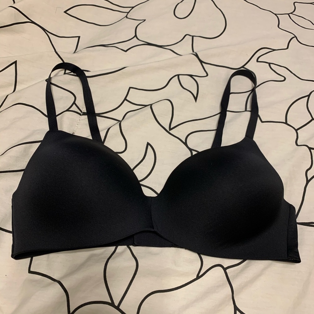 Uniqlo Beauty Light Wireless Bra Black size small